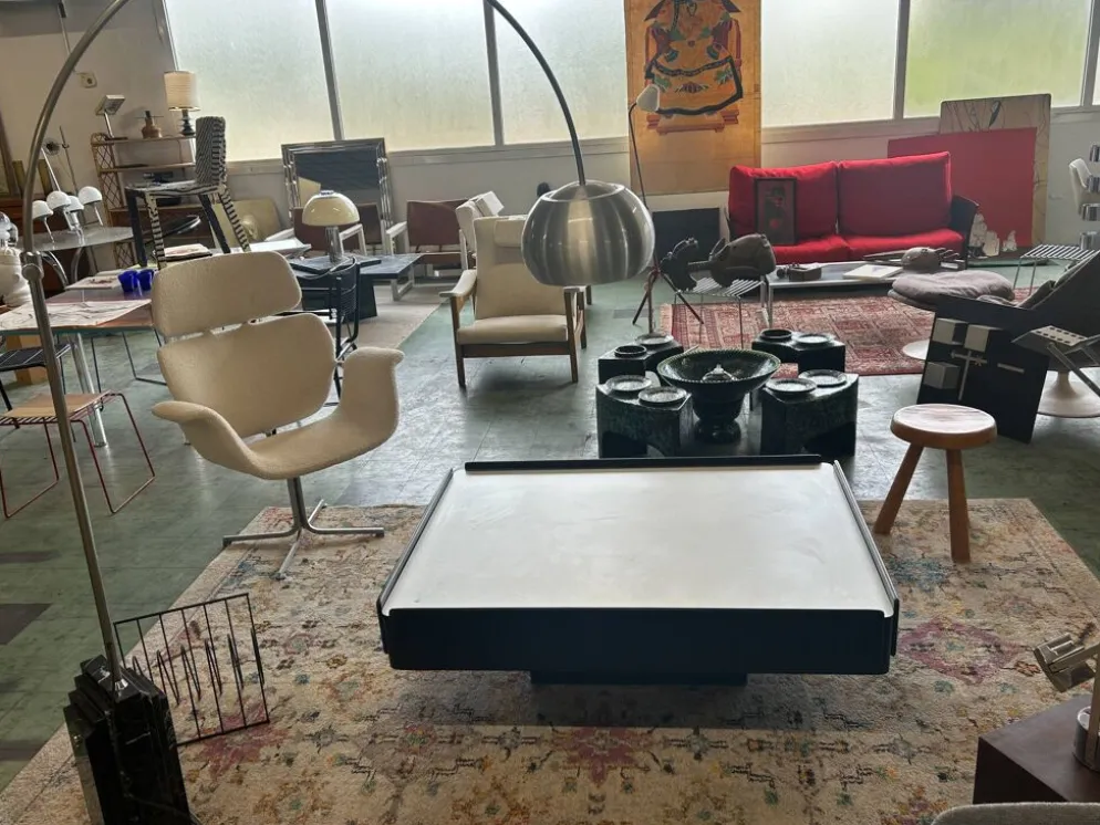 Table basse noire Vico Magistretti pour Gavina 1960