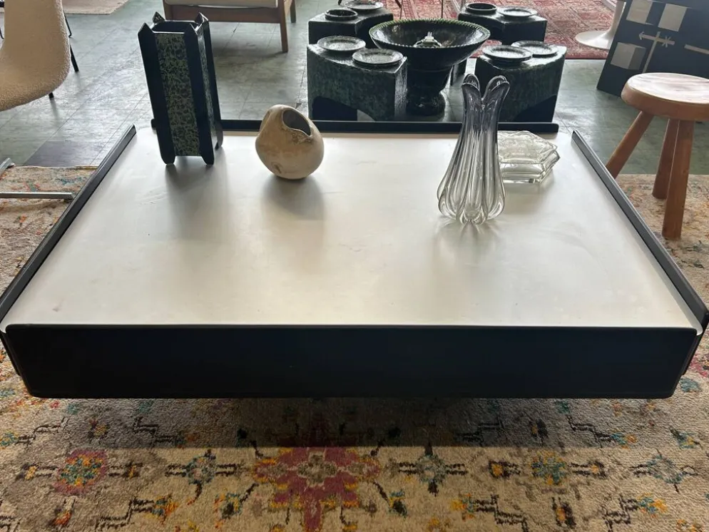 Table basse noire Vico Magistretti pour Gavina 1960