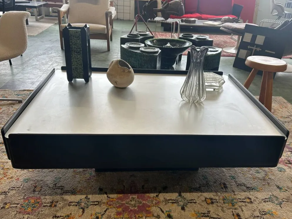 Table basse noire Vico Magistretti pour Gavina 1960