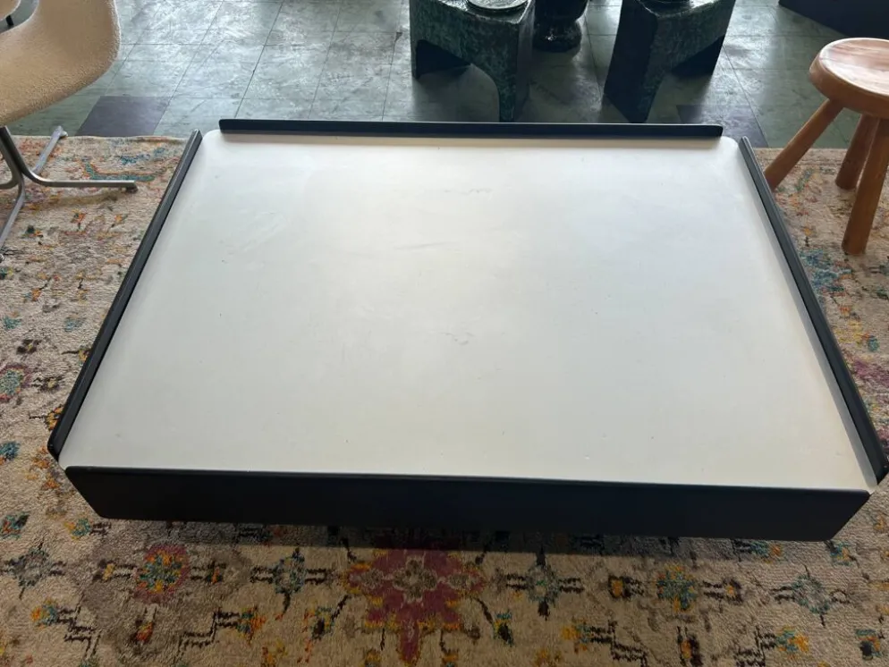Table basse noire Vico Magistretti pour Gavina 1960