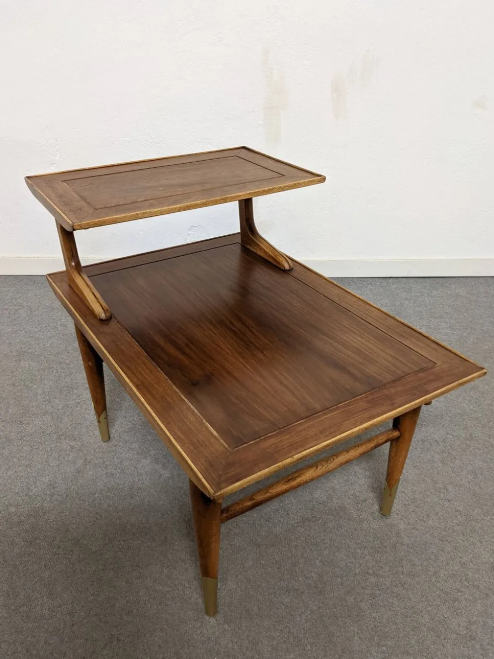 Table basse ou d'appoint moderniste par Lane Furniture, USA vers 1950
