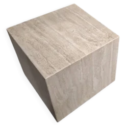 Table basse ou piédestal en travertin veiné italien