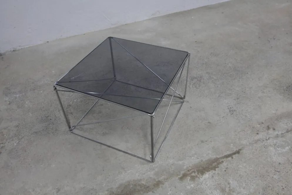 Table basse par max Sauze collection Isocèle 1970 plateau verr
