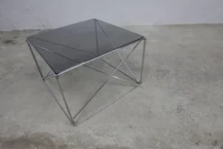 Table basse par max Sauze collection Isocèle 1970 plateau verr