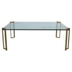 Table basse par Peter Ghyczy années 1970 en verre et laiton vintage