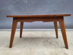 Table basse portique reconstruction 1950