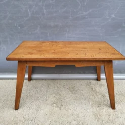Table basse portique reconstruction 1950