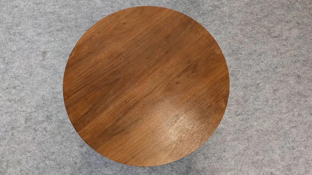 Table basse ronde d'appoint ou bout de canapé, époque contemporaine