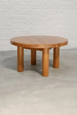 Table basse ronde en bois d'orme massif, France, années 1970