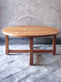 table basse ronde en bois massif design brutaliste deco bohème