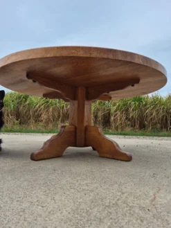 Table basse ronde en chêne de 100 cm des années 1970