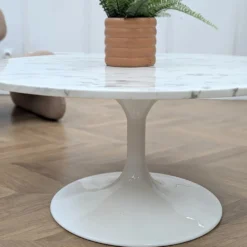 Table basse ronde en marbre vintage
