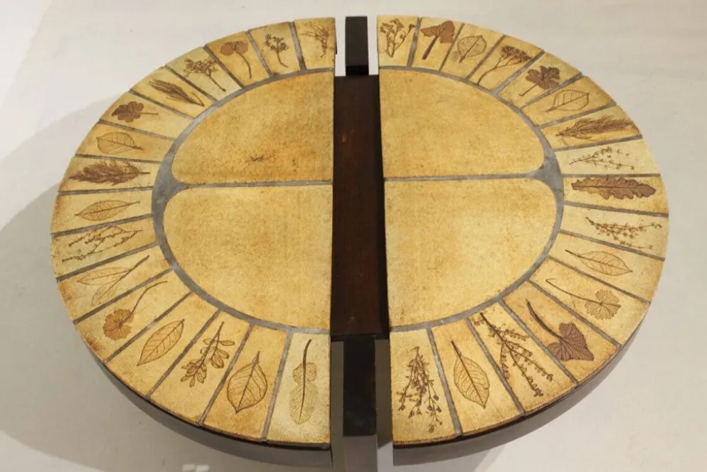 Table basse ronde herbier Roger Capron, Vallauris - céramique et structure en bois