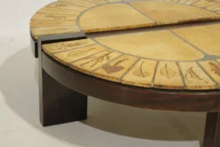 Table basse ronde herbier Roger Capron, Vallauris - céramique et structure en bois