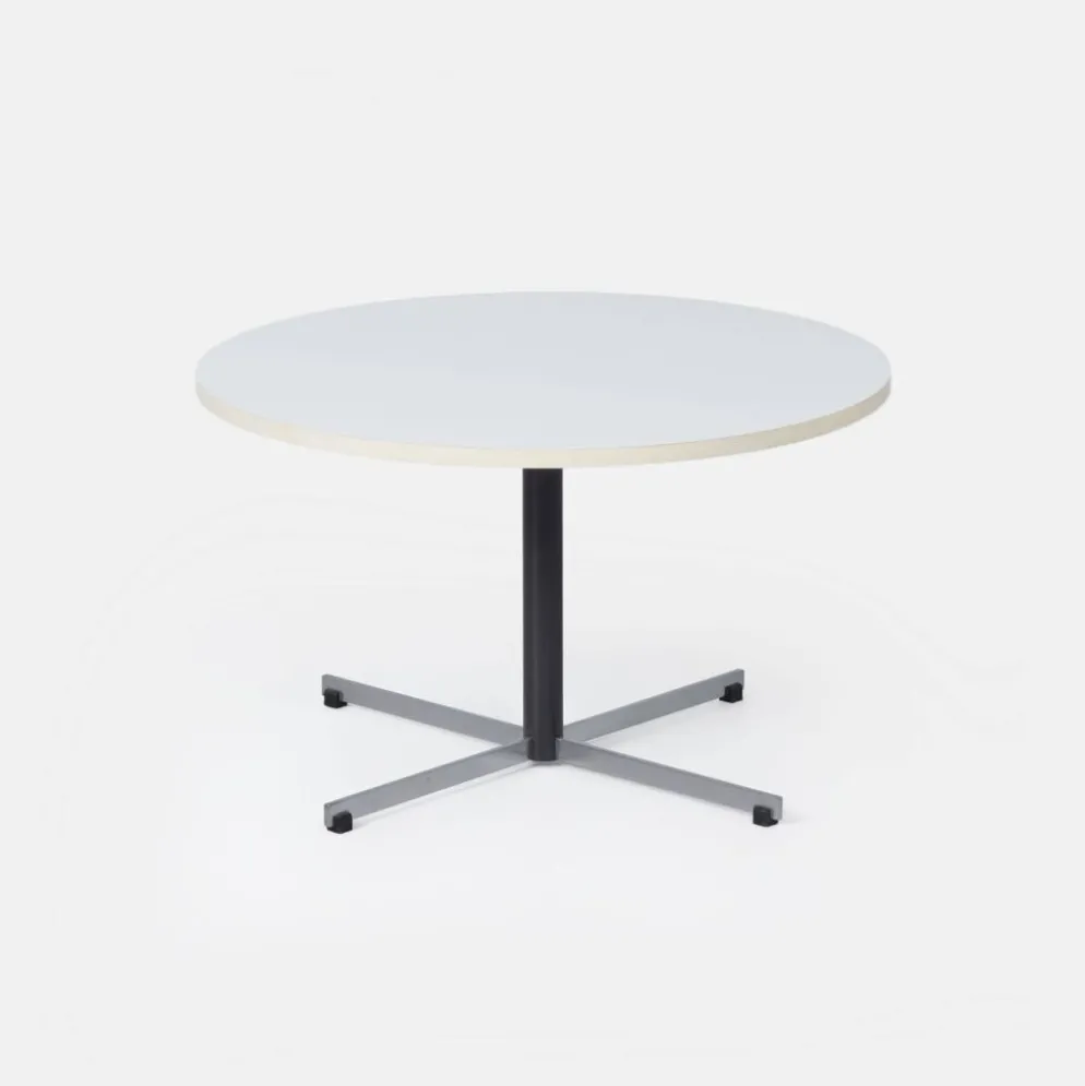 Table basse ronde modèle 3696 par Gispen, années 1970 – plateau en mélamine blanche et base en chrome