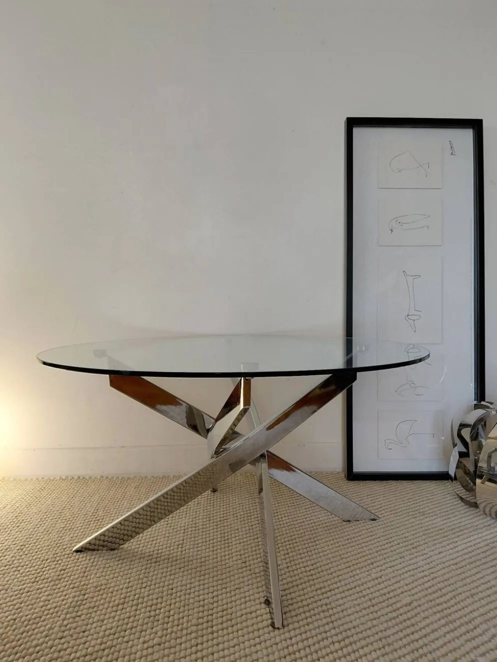 Table basse ronde Space Age acier chromé, verre, piètement hélice 70s
