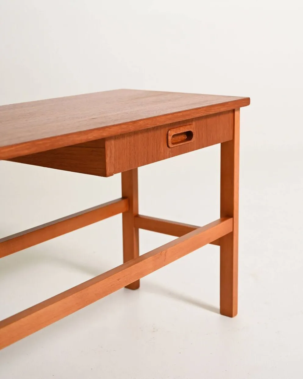 Table basse scandinave avec tiroir, années 1960