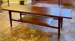 Table basse scandinave en teck avec double plateau
