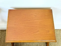Table basse scandinave gigogne en teck 1960