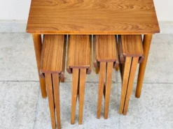 Table basse scandinave vintage en teck 1960