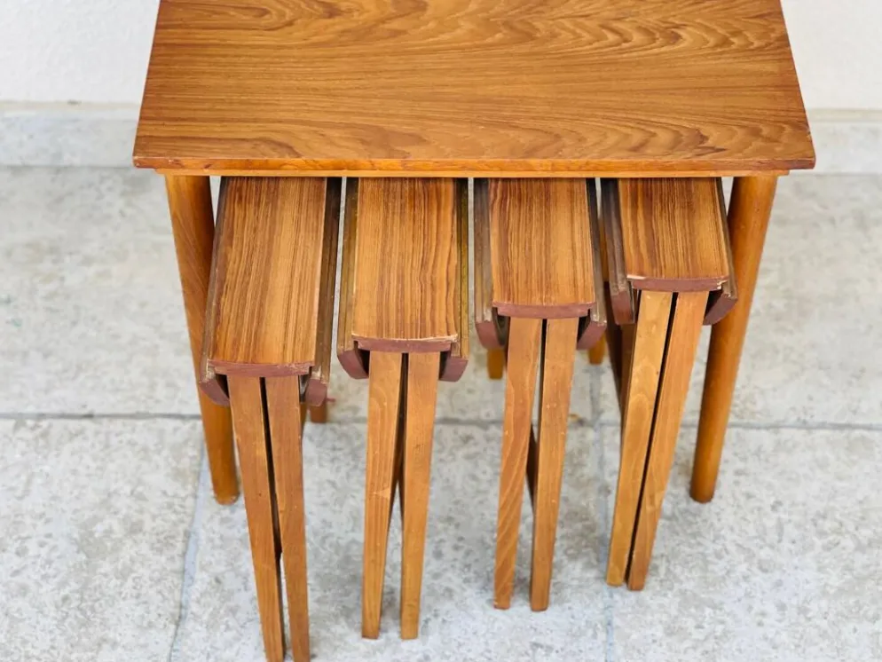 Table basse scandinave vintage en teck 1960