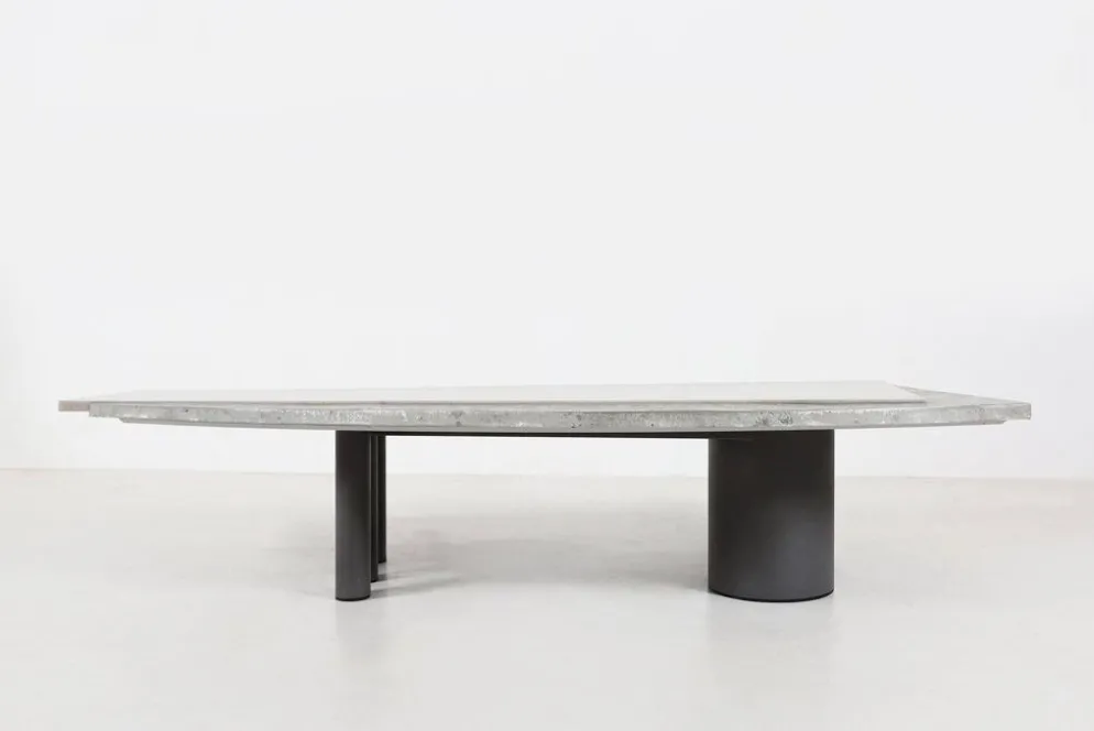 Table basse sculpturale en marbre et pierre par Pia Manu, années 1970