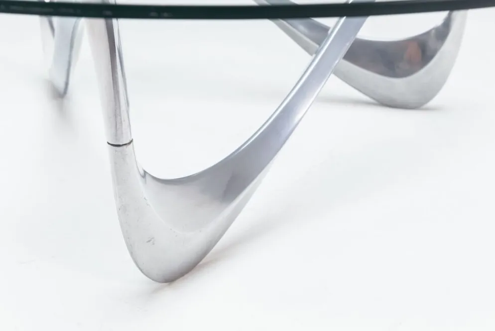 Table basse Snake de Knut Hesterberg, Ronald Schmitt, Allemagne, 1965.