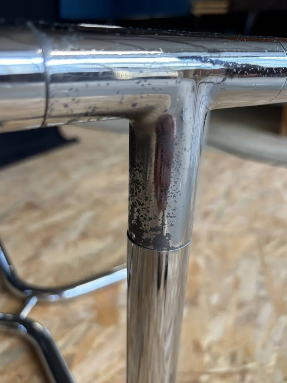 Table basse Space Age vintage années 70 – chrome tubulaire & verre