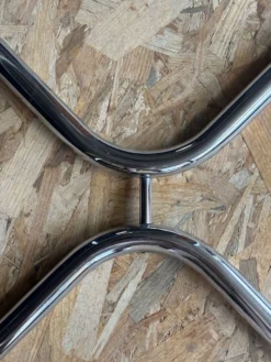 Table basse Space Age vintage années 70 – chrome tubulaire & verre