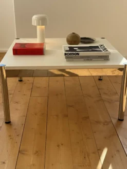 Table basse usm haller