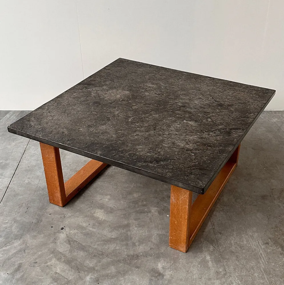 Table basse vintage en ardoise belge et chêne, années 1970