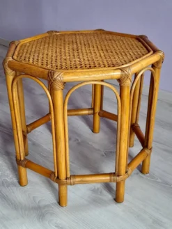 Table basse vintage en rotin