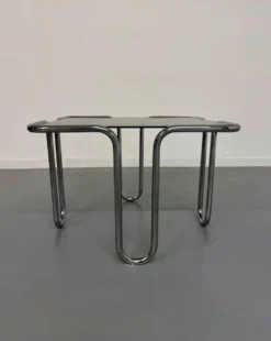 Table basse vintage en verre fumé et chrome design italien année 70