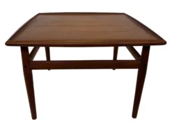 Table basse vintage Grete Jalk Teck design danois Glostrup