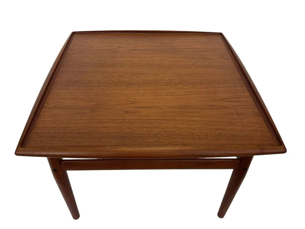 Table basse vintage Grete Jalk Teck design danois Glostrup