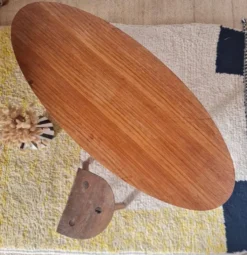 Table basse vintage plateau ovale scandinave