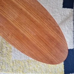 Table basse vintage plateau ovale scandinave