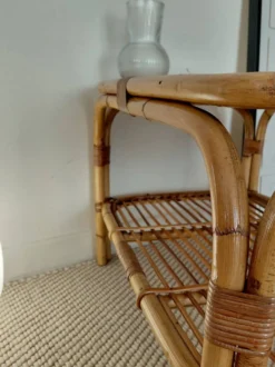Table basse vintage rotin années 70s-lignes organiques, esprit Riviera