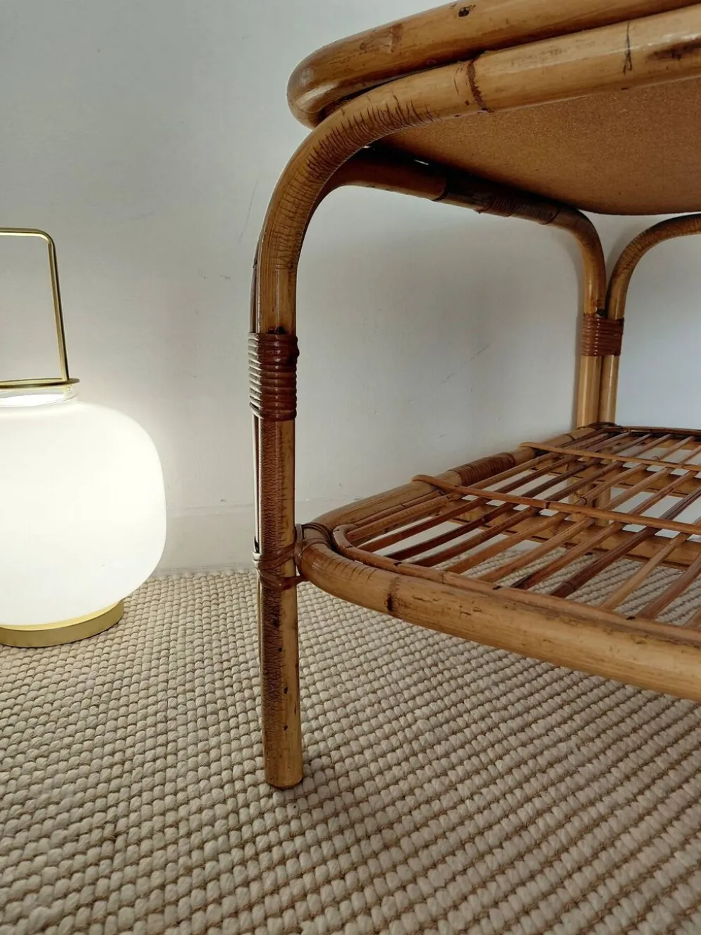 Table basse vintage rotin années 70s-lignes organiques, esprit Riviera