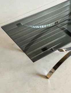 Table basse vintage — verre fumé & chrome