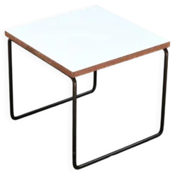 Table basse volante blanche de Pierre Guariche pour Steiner, années 50
