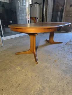 Table Baumann extensible en teck des années 60