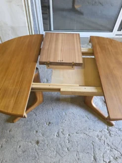 Table Baumann extensible en teck des années 60