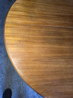 Table Baumann extensible en teck des années 60