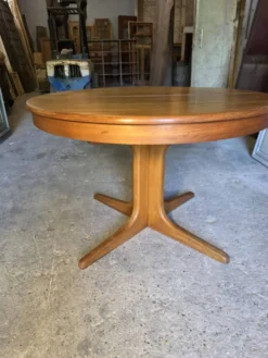 Table Baumann extensible en teck des années 60