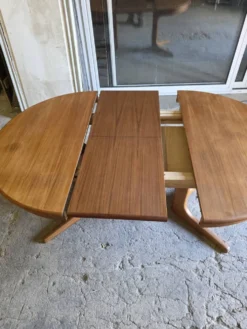 Table Baumann extensible en teck des années 60