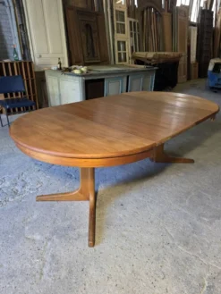 Table Baumann extensible en teck des années 60