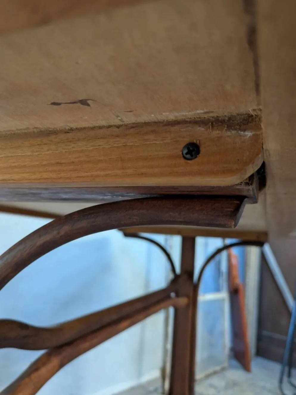 Table bistrot