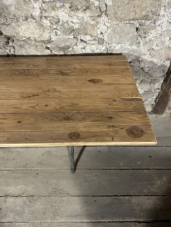 Table bistrot