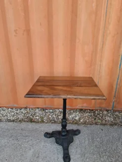 Table bistrot
